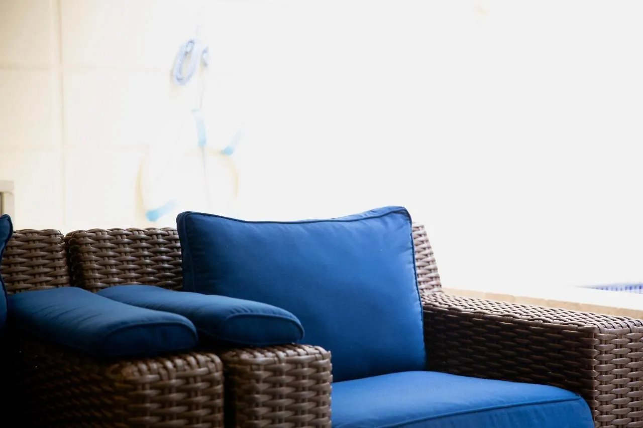 Luxury 3-Bed Villa St James Near Beach & Gym Saint James 0*,  Barbade