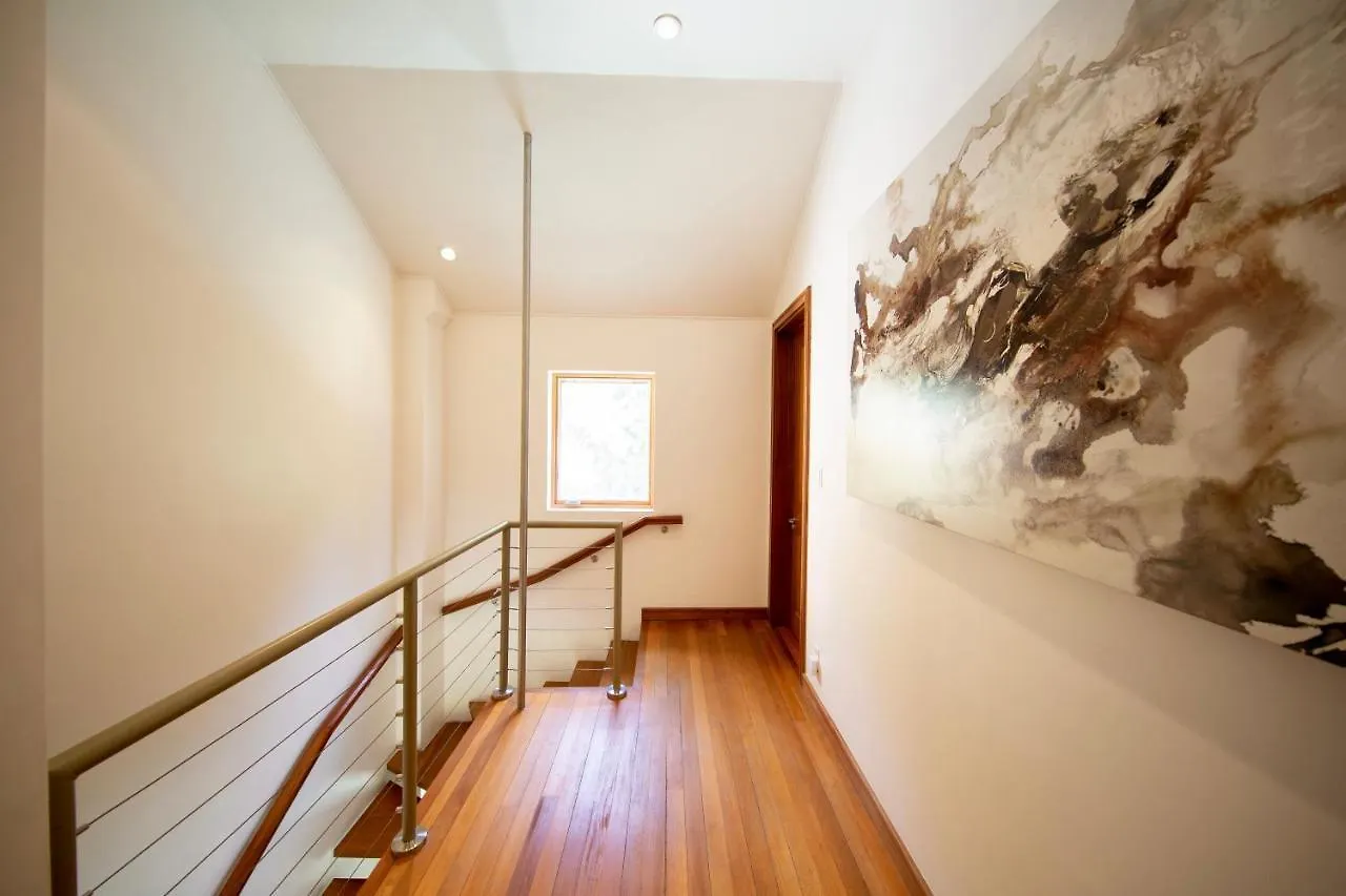 Luxury 3-Bed Villa St James Near Beach & Gym Saint James